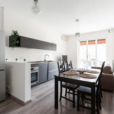 Apartman Large Close To Metro
